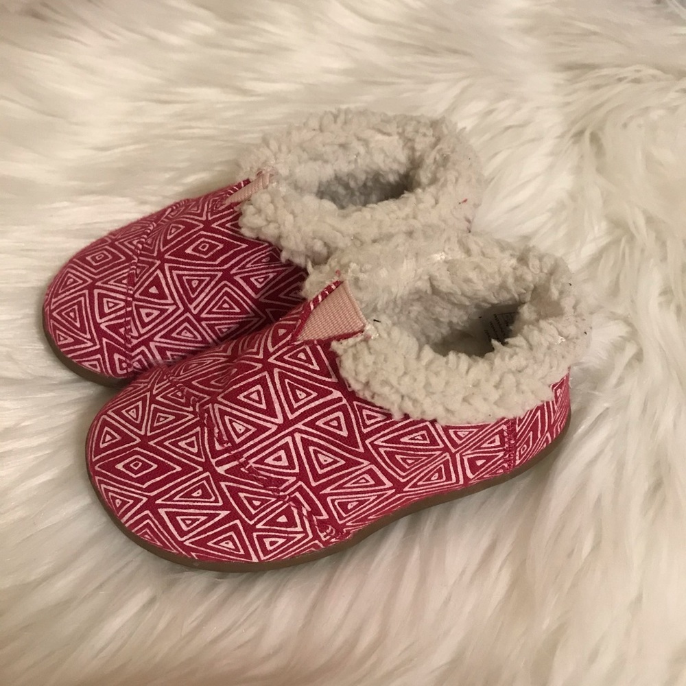 Toms Shoes Size 6